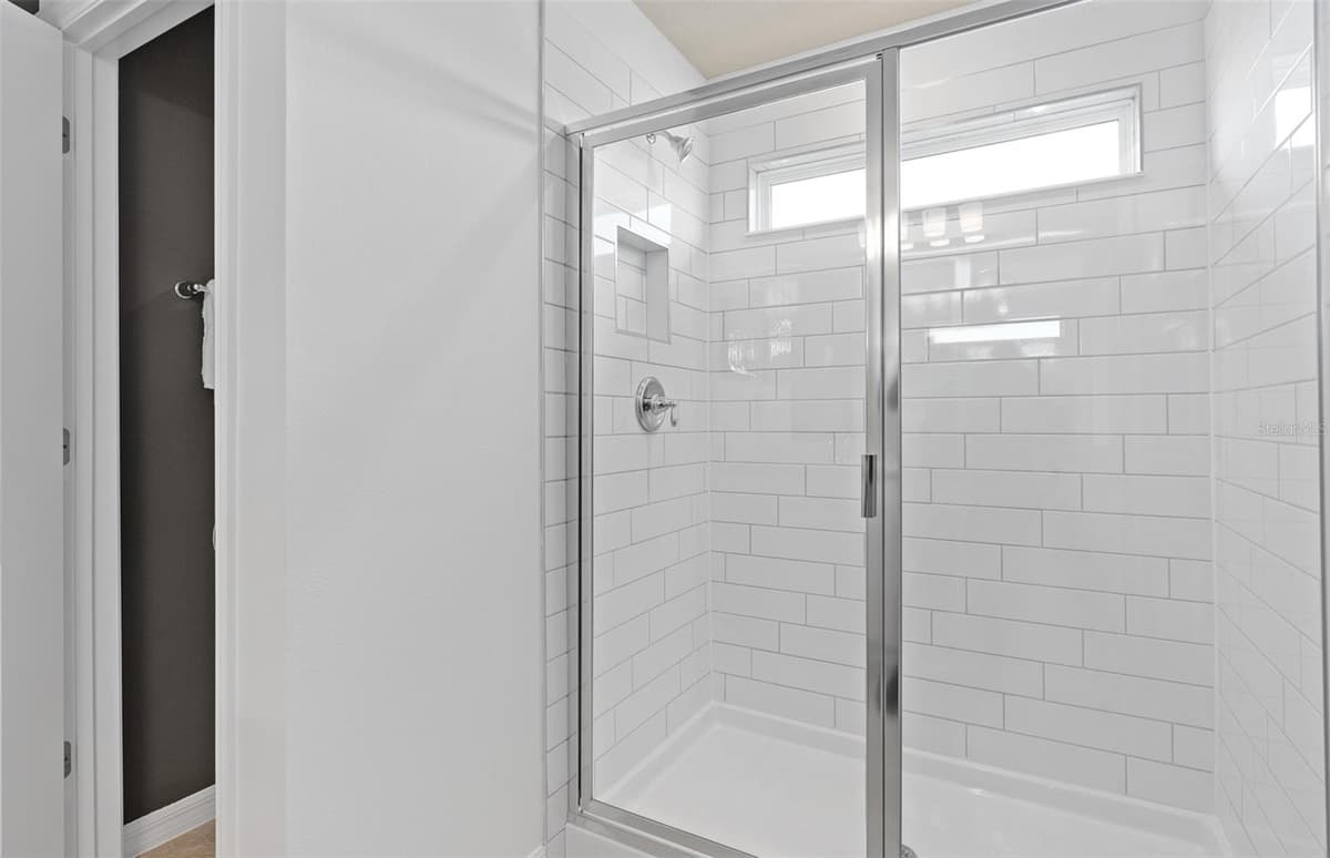 6355 ARGENT WOOD DRIVE — photo 21 of 27