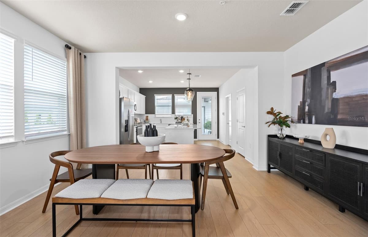6355 ARGENT WOOD DRIVE — photo 5 of 27