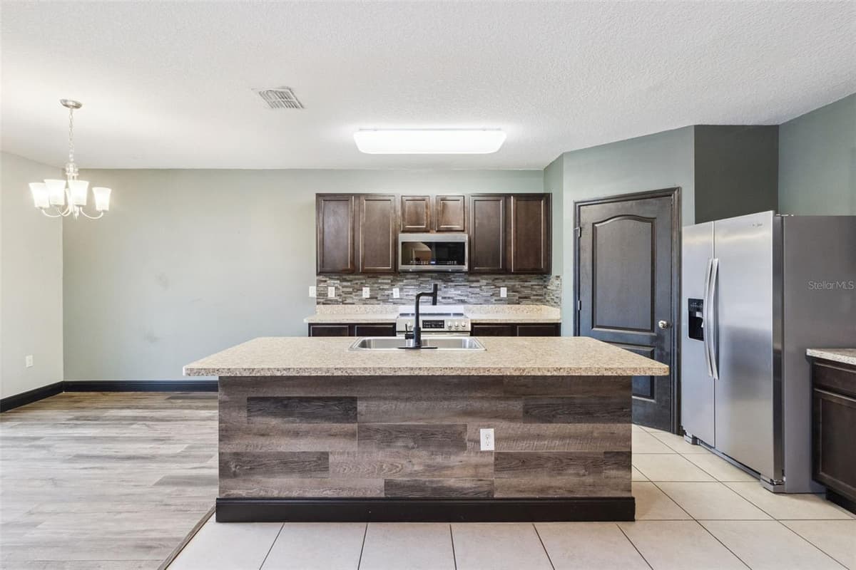 6115 GREY HERON DRIVE — photo 16 of 65