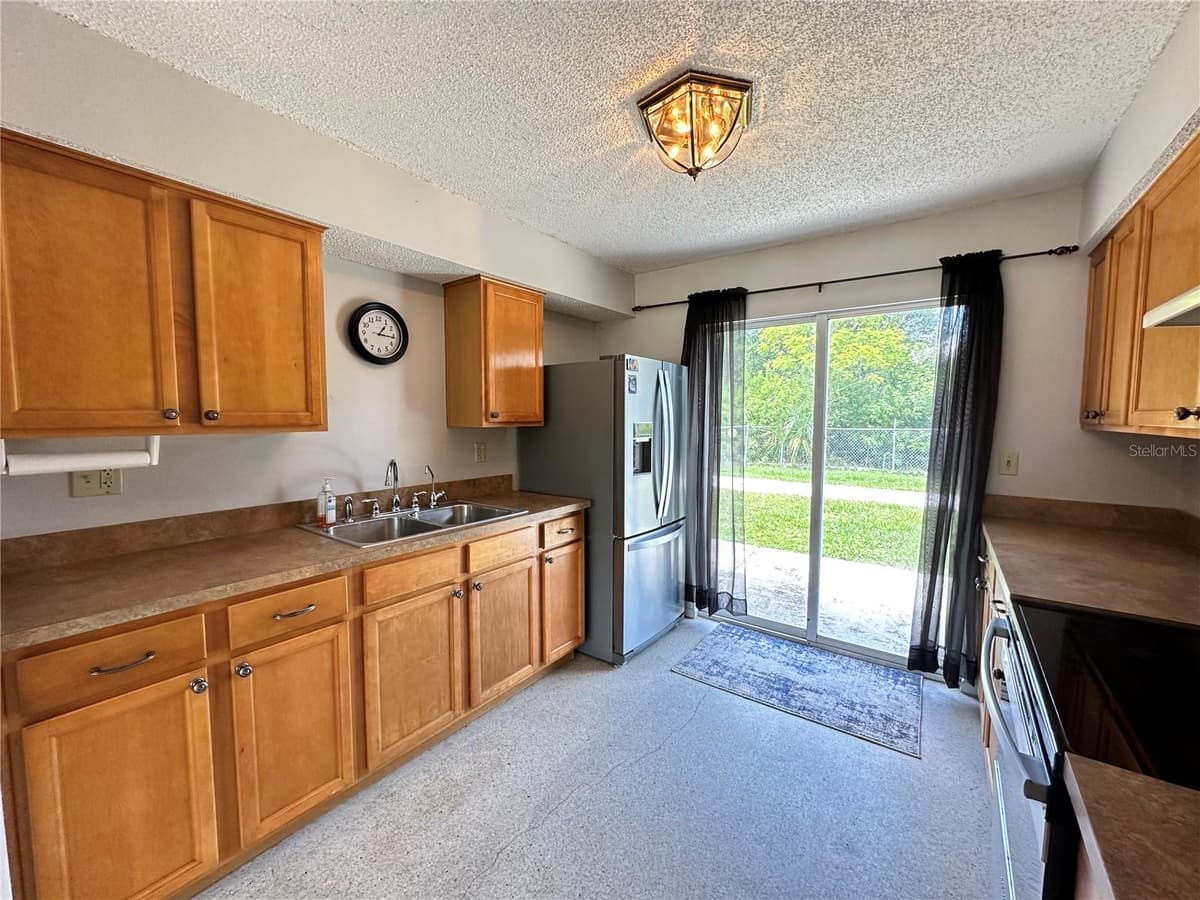 3543 DRANCE STREET — photo 7 of 36