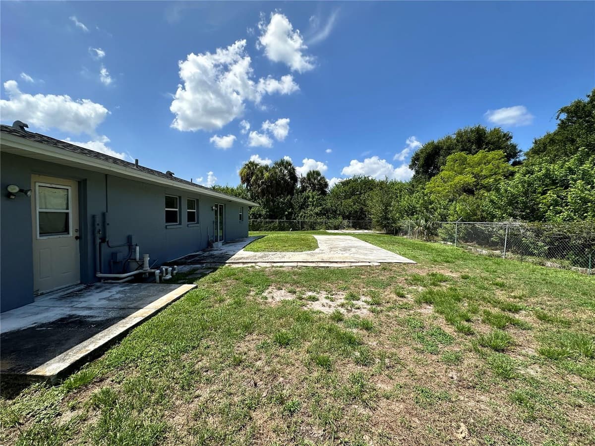 3543 DRANCE STREET — photo 34 of 36