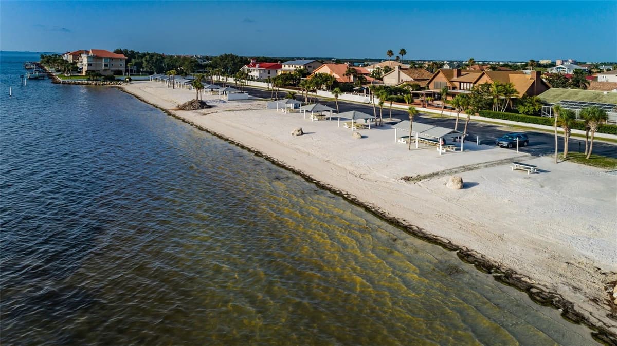 4946 BLUE HERON DRIVE — photo 78 of 87