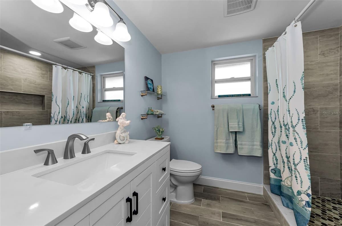 4946 BLUE HERON DRIVE — photo 31 of 87