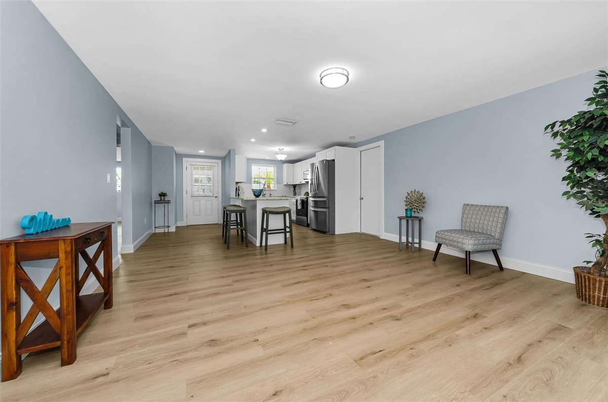 4946 BLUE HERON DRIVE — photo 14 of 87