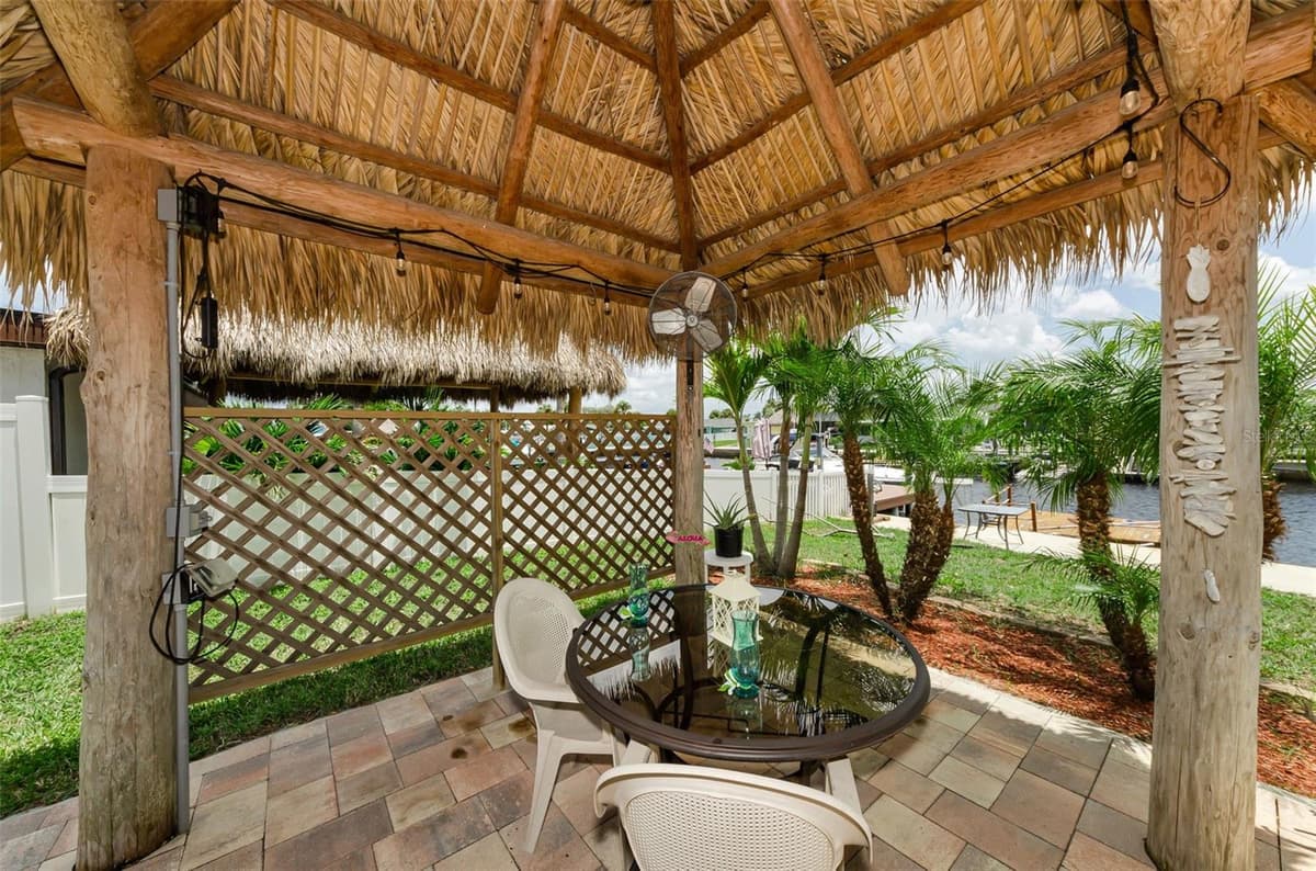 4946 BLUE HERON DRIVE — photo 39 of 87