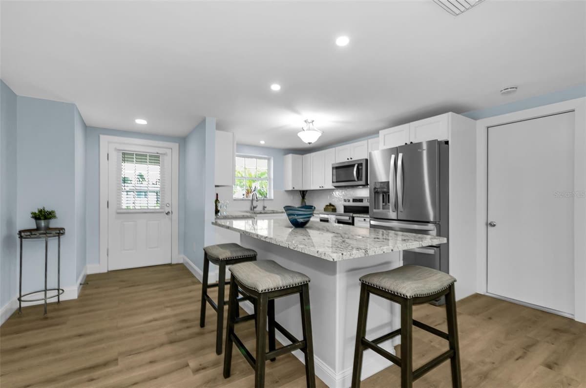 4946 BLUE HERON DRIVE — photo 15 of 87