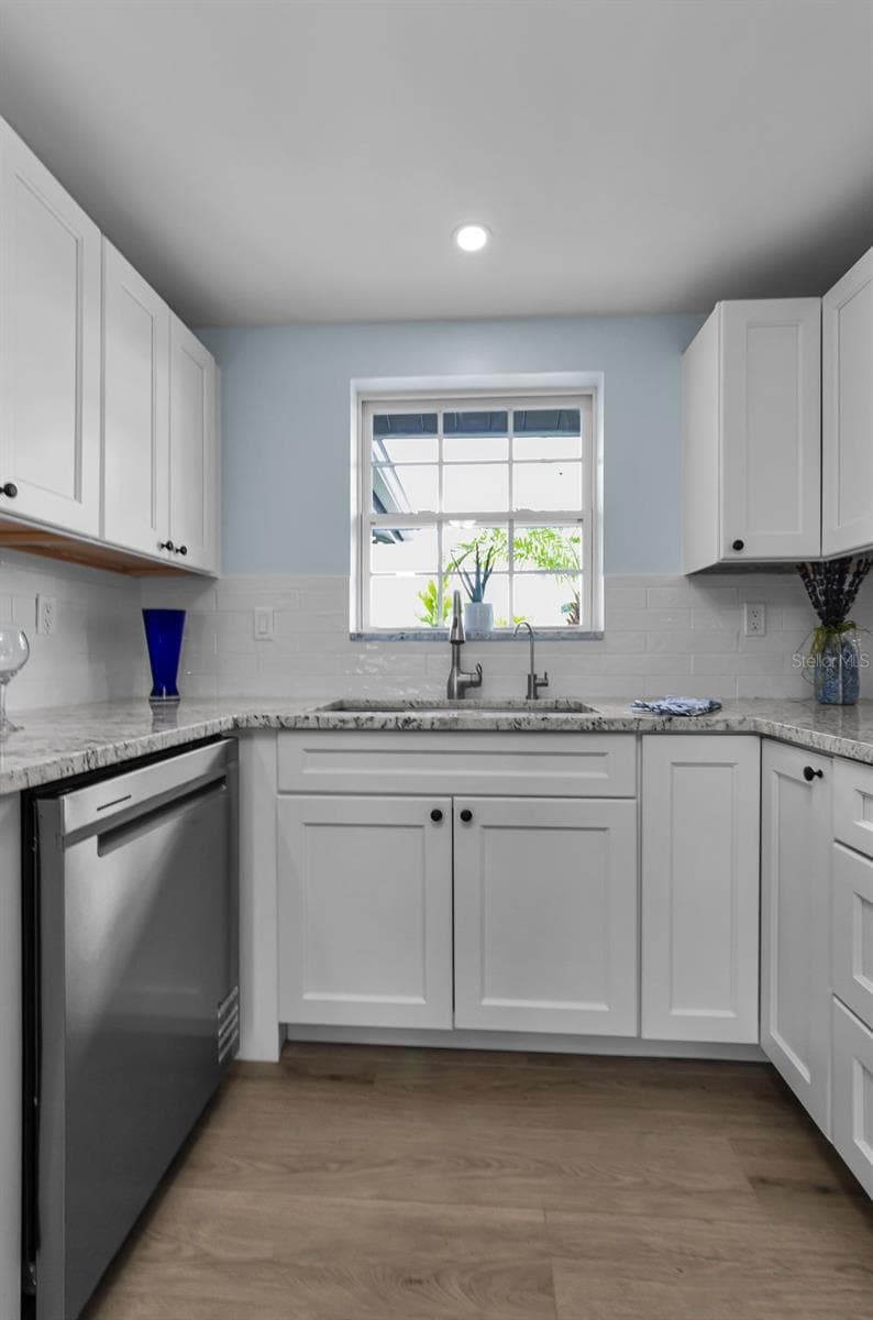4946 BLUE HERON DRIVE — photo 19 of 87