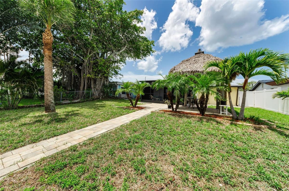 4946 BLUE HERON DRIVE — photo 52 of 87