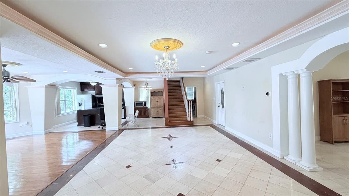 3187 SHORELINE DRIVE — photo 43 of 49