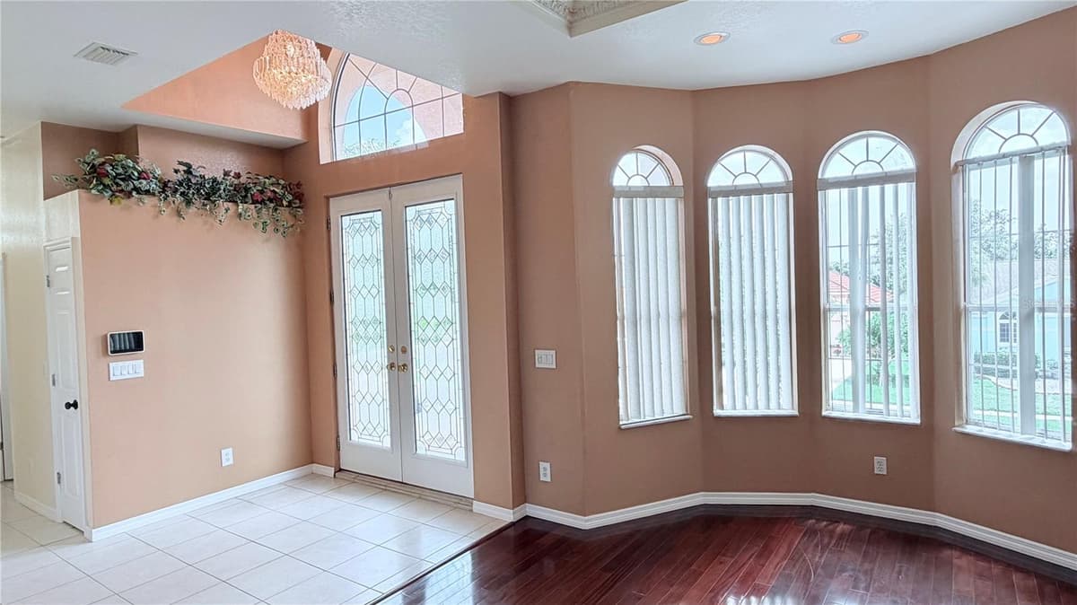 3187 SHORELINE DRIVE — photo 16 of 49