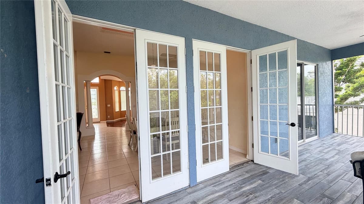 3187 SHORELINE DRIVE — photo 44 of 49