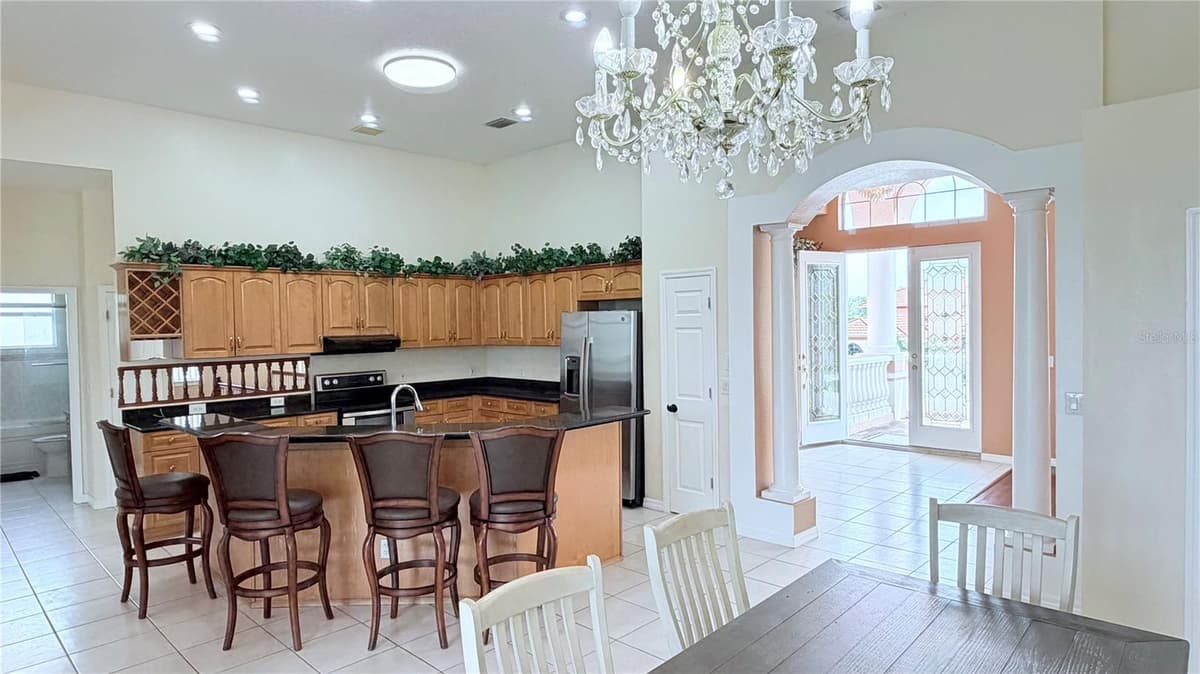 3187 SHORELINE DRIVE — photo 11 of 49