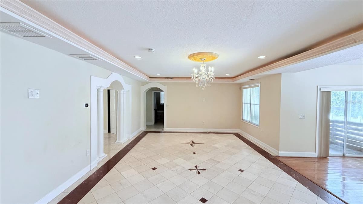 3187 SHORELINE DRIVE — photo 35 of 49