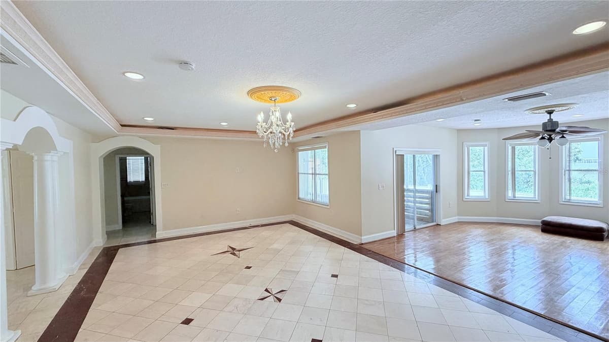 3187 SHORELINE DRIVE — photo 33 of 49