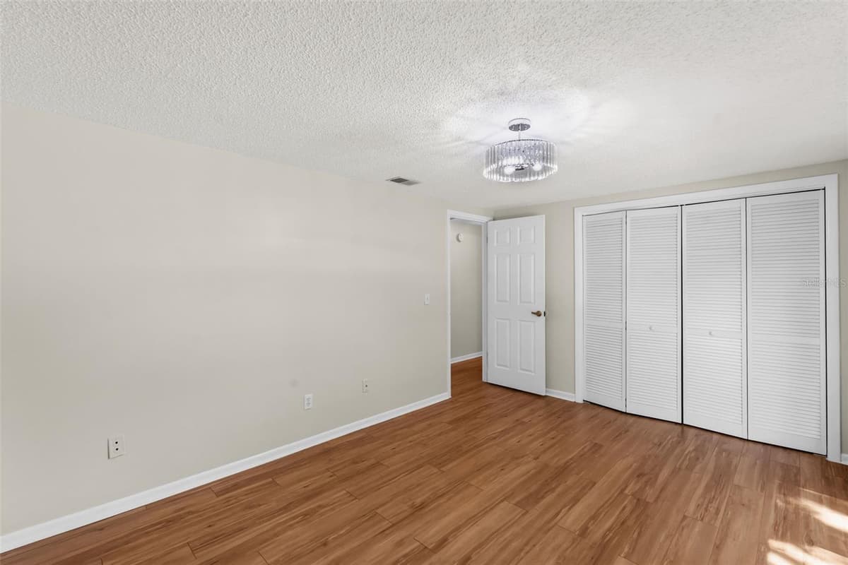 10904 AUTUMN OAK PLACE — photo 36 of 50