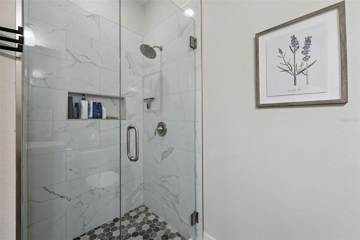 1048 WOOD DALE CIRCLE — photo 35 of 65