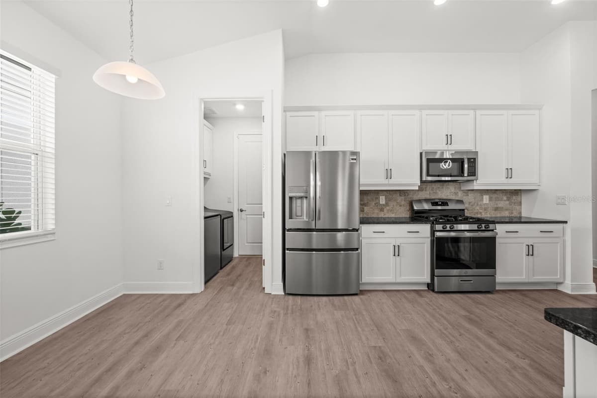15880 ELINA SKY DRIVE — photo 11 of 47