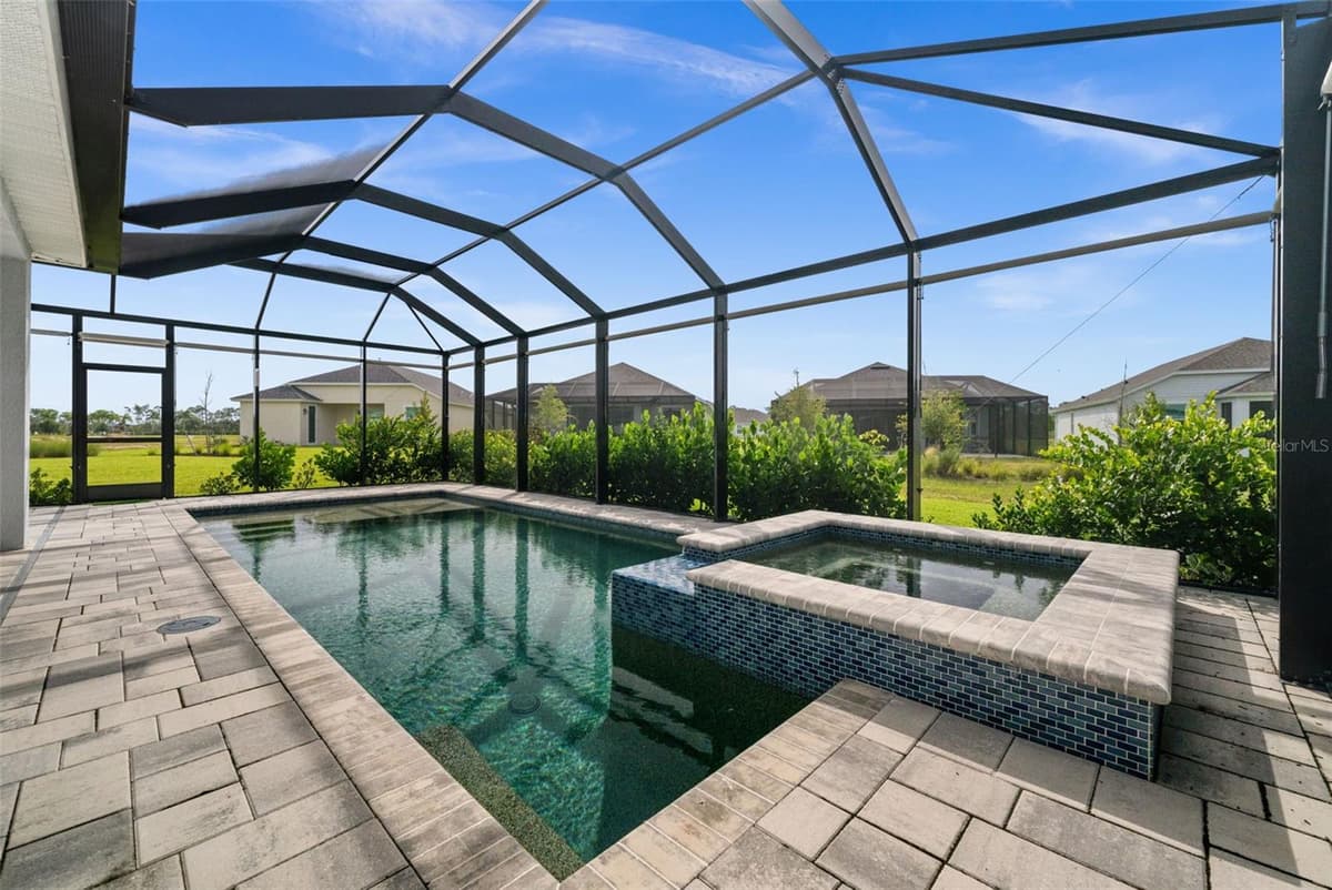 15880 ELINA SKY DRIVE — photo 22 of 47