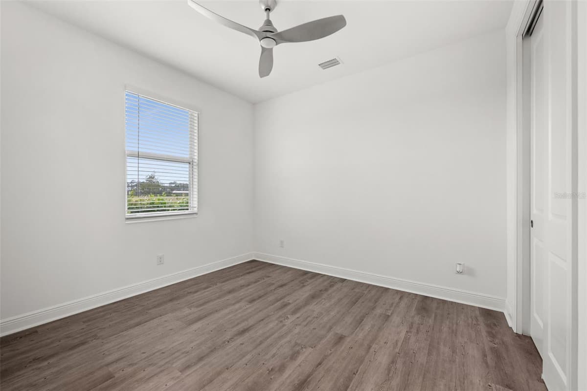 15880 ELINA SKY DRIVE — photo 35 of 47
