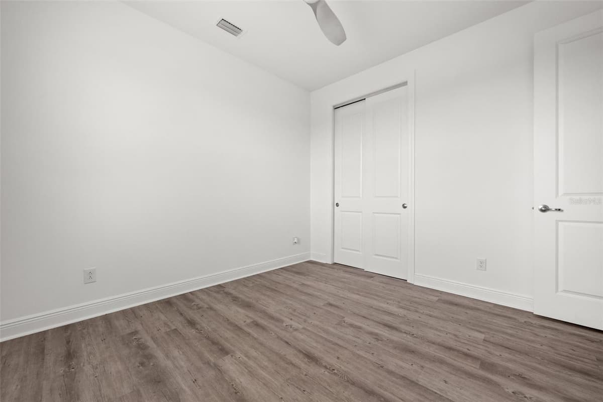 15880 ELINA SKY DRIVE — photo 37 of 47