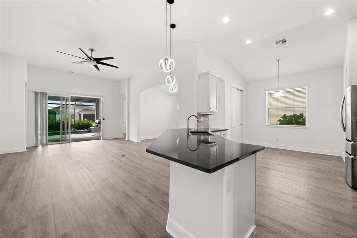 15880 ELINA SKY DRIVE — photo 4 of 47