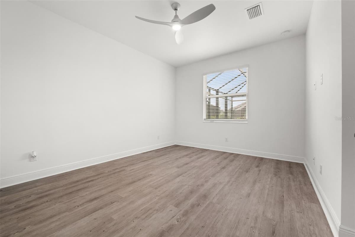 15880 ELINA SKY DRIVE — photo 14 of 47
