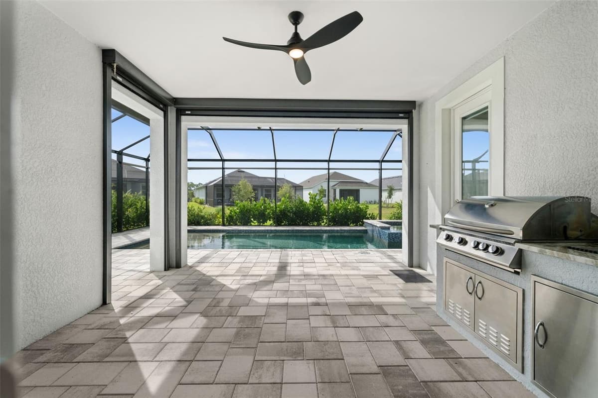 15880 ELINA SKY DRIVE — photo 19 of 47
