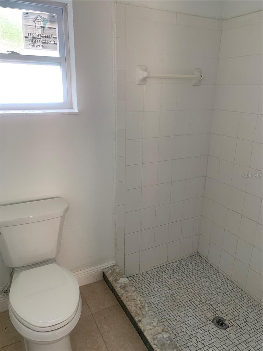 7014 HERSHEY WAY — photo 5 of 15