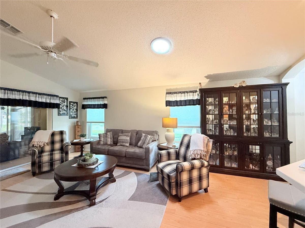 265 CENTER OAK CIRCLE — photo 18 of 67