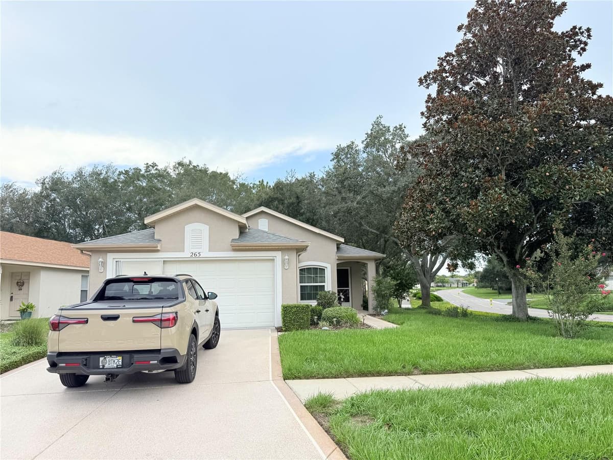 265 CENTER OAK CIRCLE — photo 1 of 67