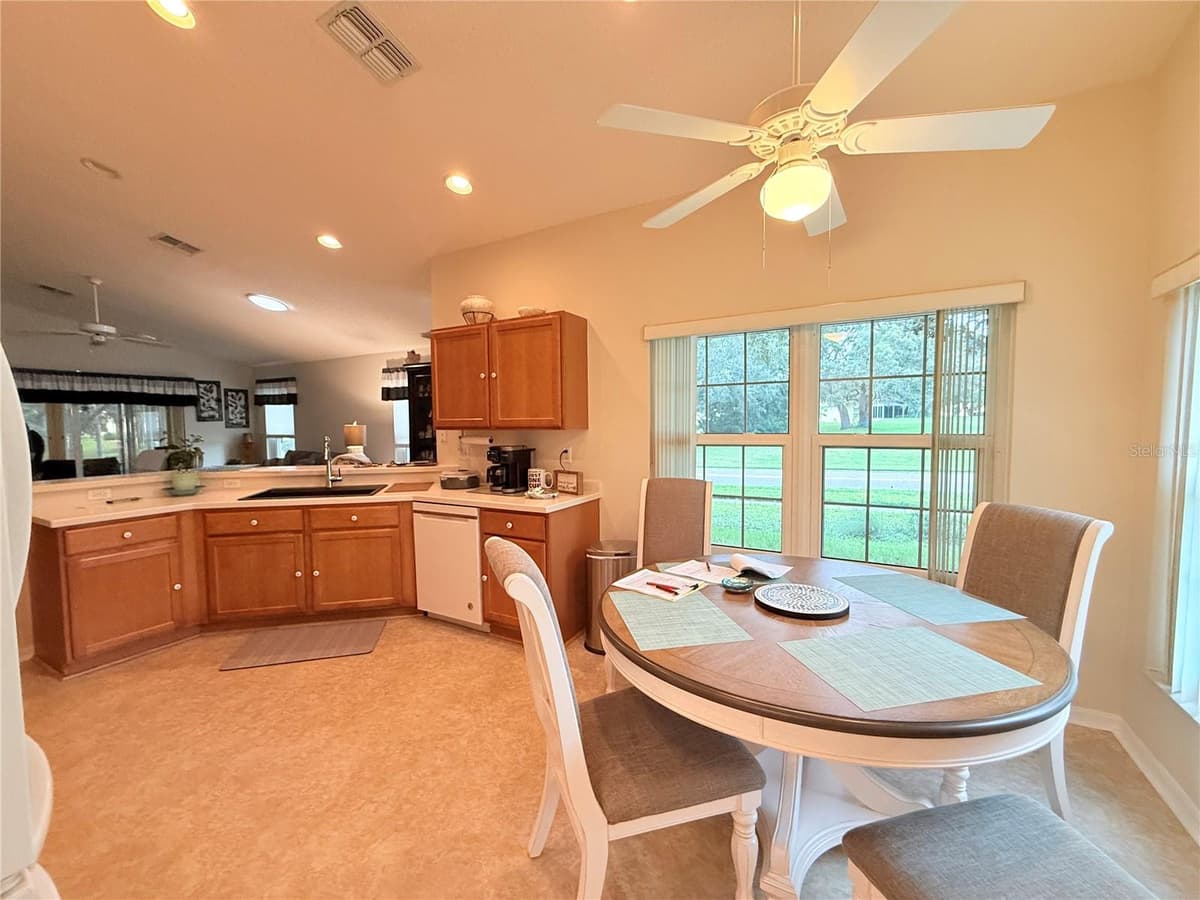 265 CENTER OAK CIRCLE — photo 16 of 67