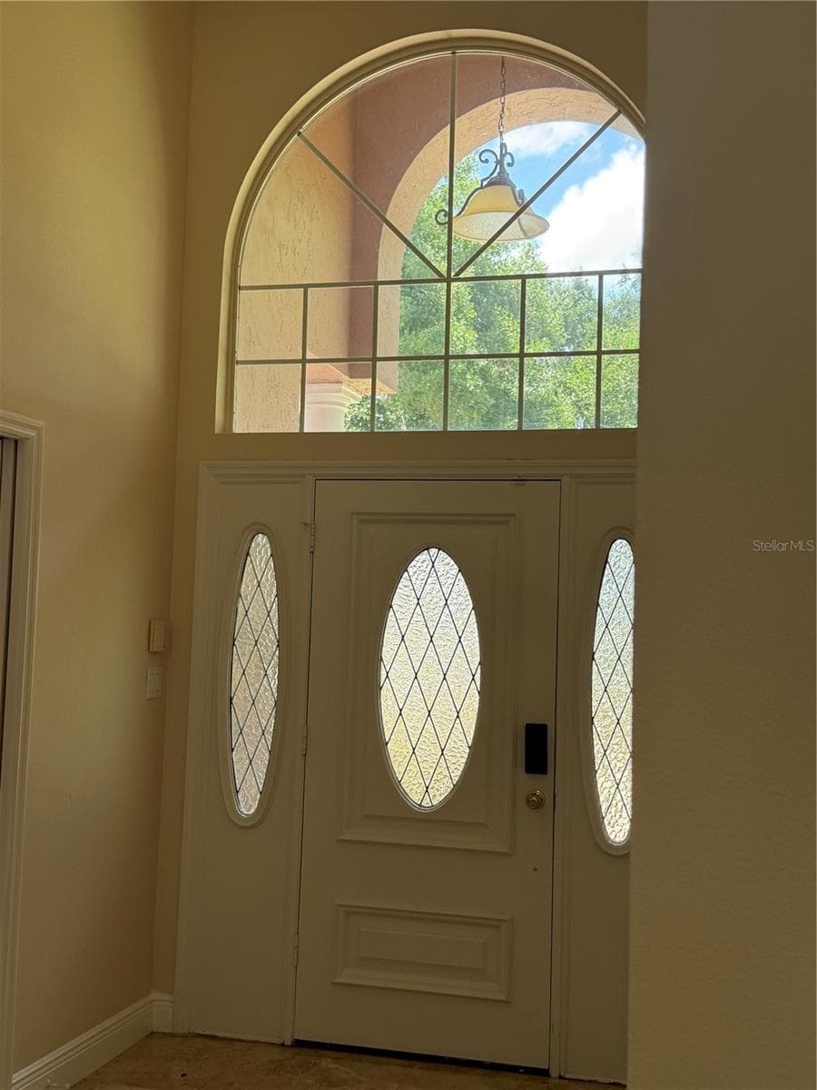 1760 LAKE TERRACE DR — photo 4 of 31