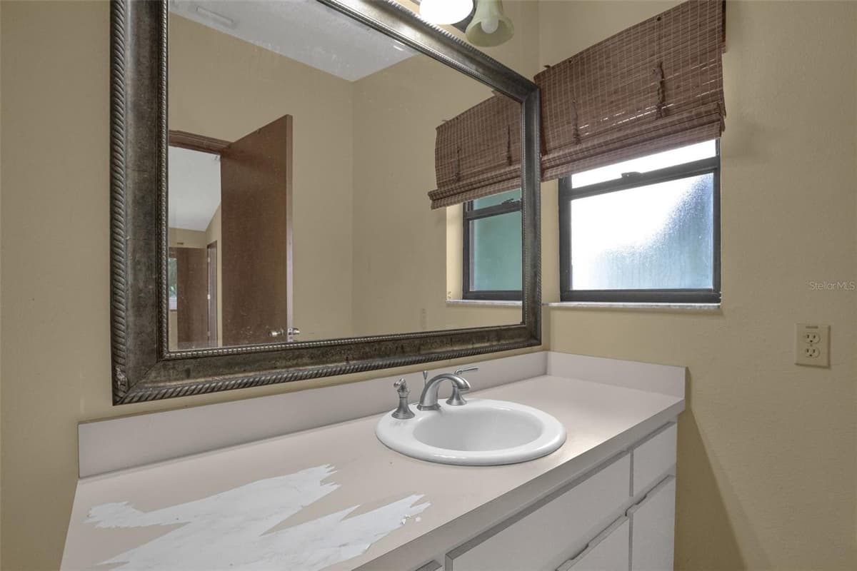 5119 HEATH DRIVE — photo 19 of 30