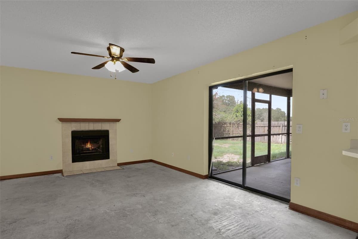 5119 HEATH DRIVE — photo 9 of 30