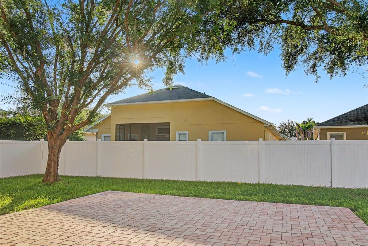 6208 TALARIA DRIVE — photo 32 of 40