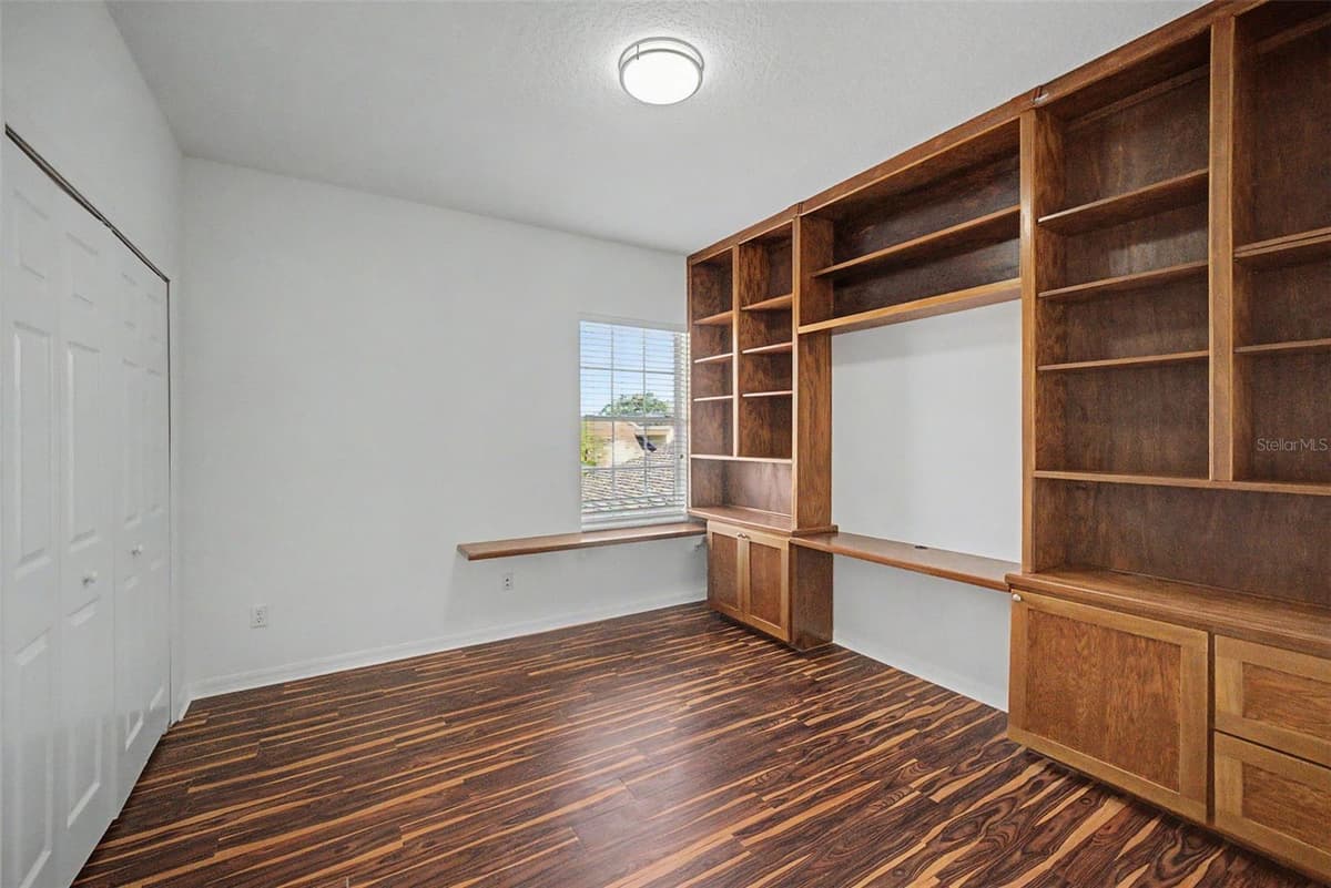 6208 TALARIA DRIVE — photo 28 of 40