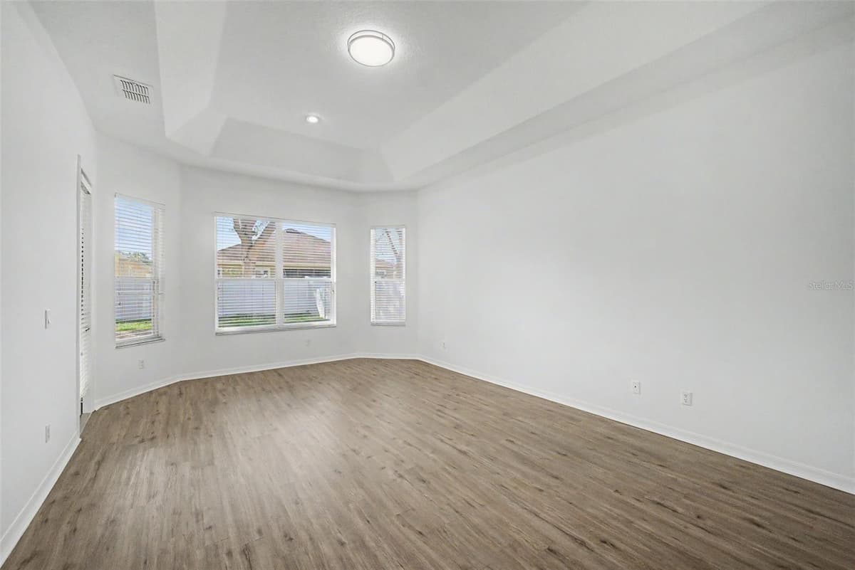 6208 TALARIA DRIVE — photo 12 of 40