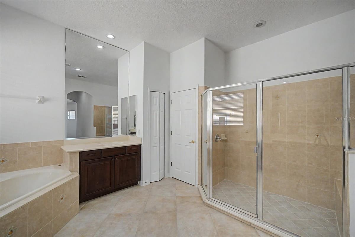 6208 TALARIA DRIVE — photo 19 of 40