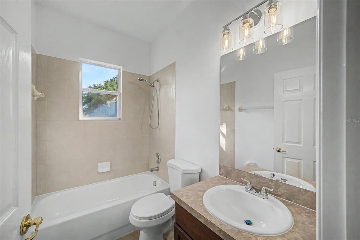 6208 TALARIA DRIVE — photo 27 of 40