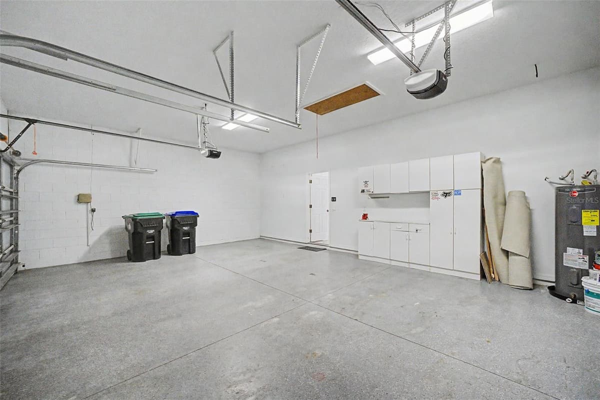 6208 TALARIA DRIVE — photo 34 of 40