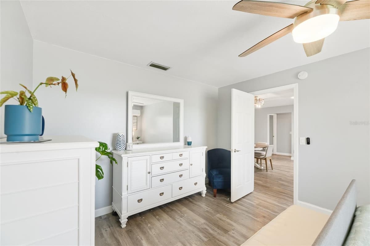 38 LAUREL OAKS CIRCLE — photo 13 of 26