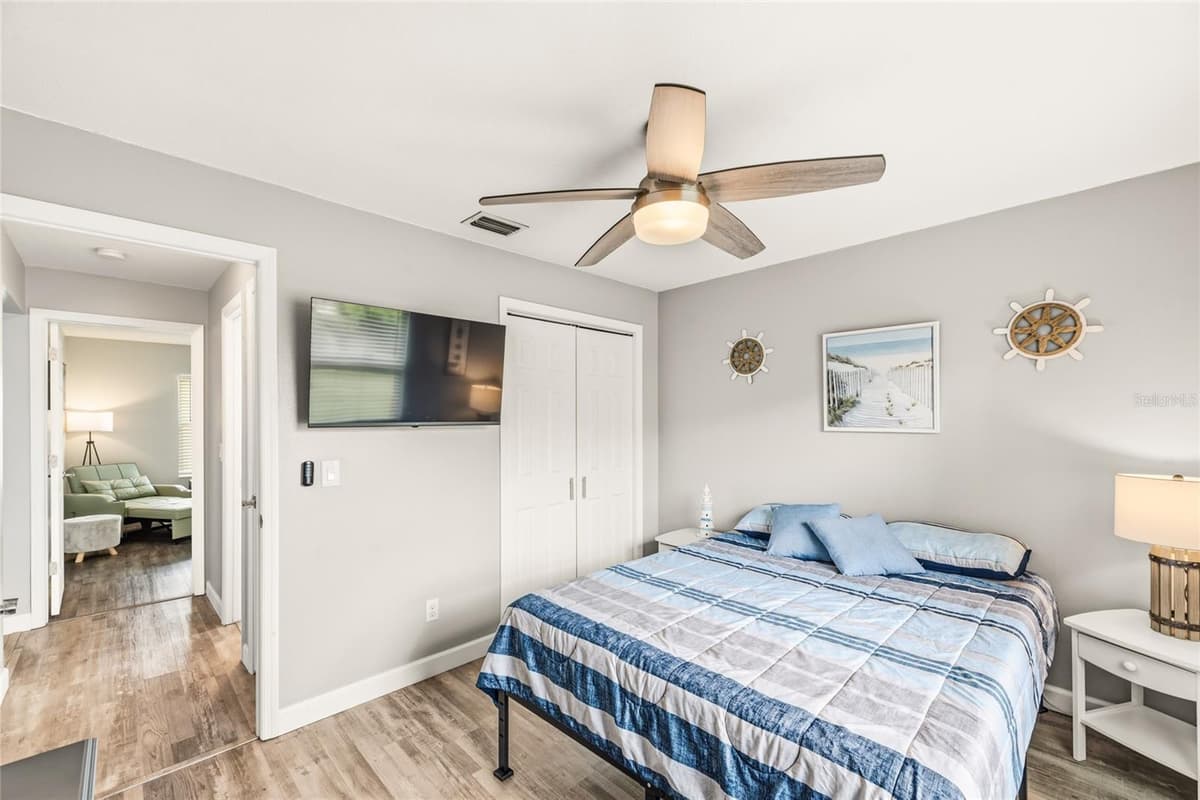 38 LAUREL OAKS CIRCLE — photo 19 of 26