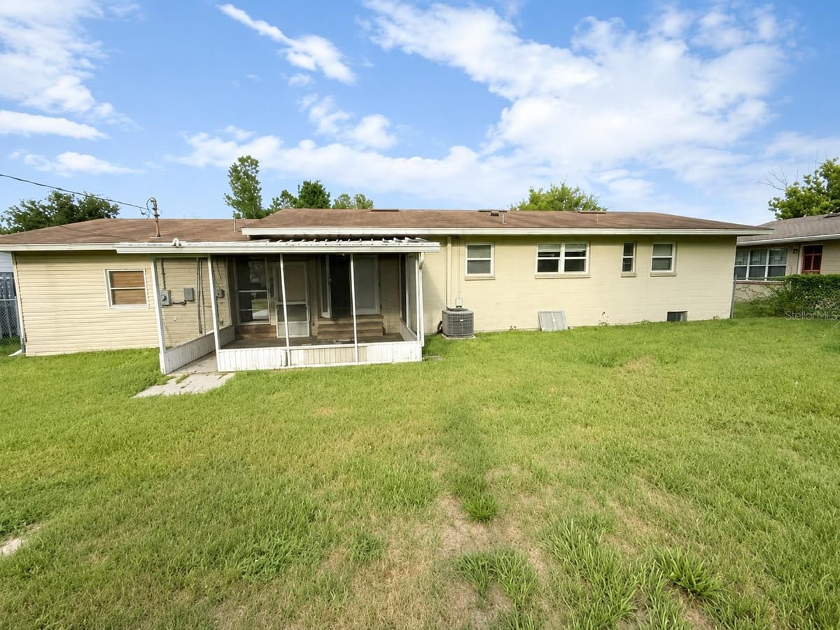 409 MONTGOMERY AVENUE — photo 9 of 9