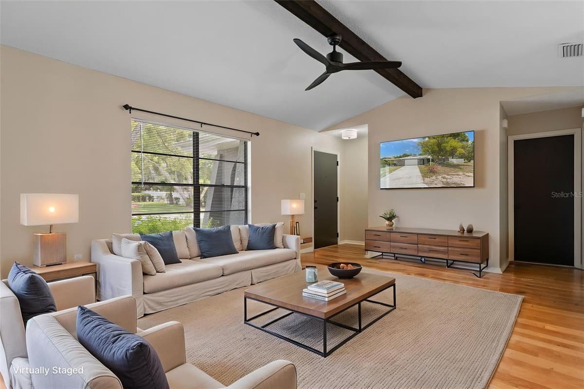 6480 INDIAN ROCK COURT — photo 12 of 36