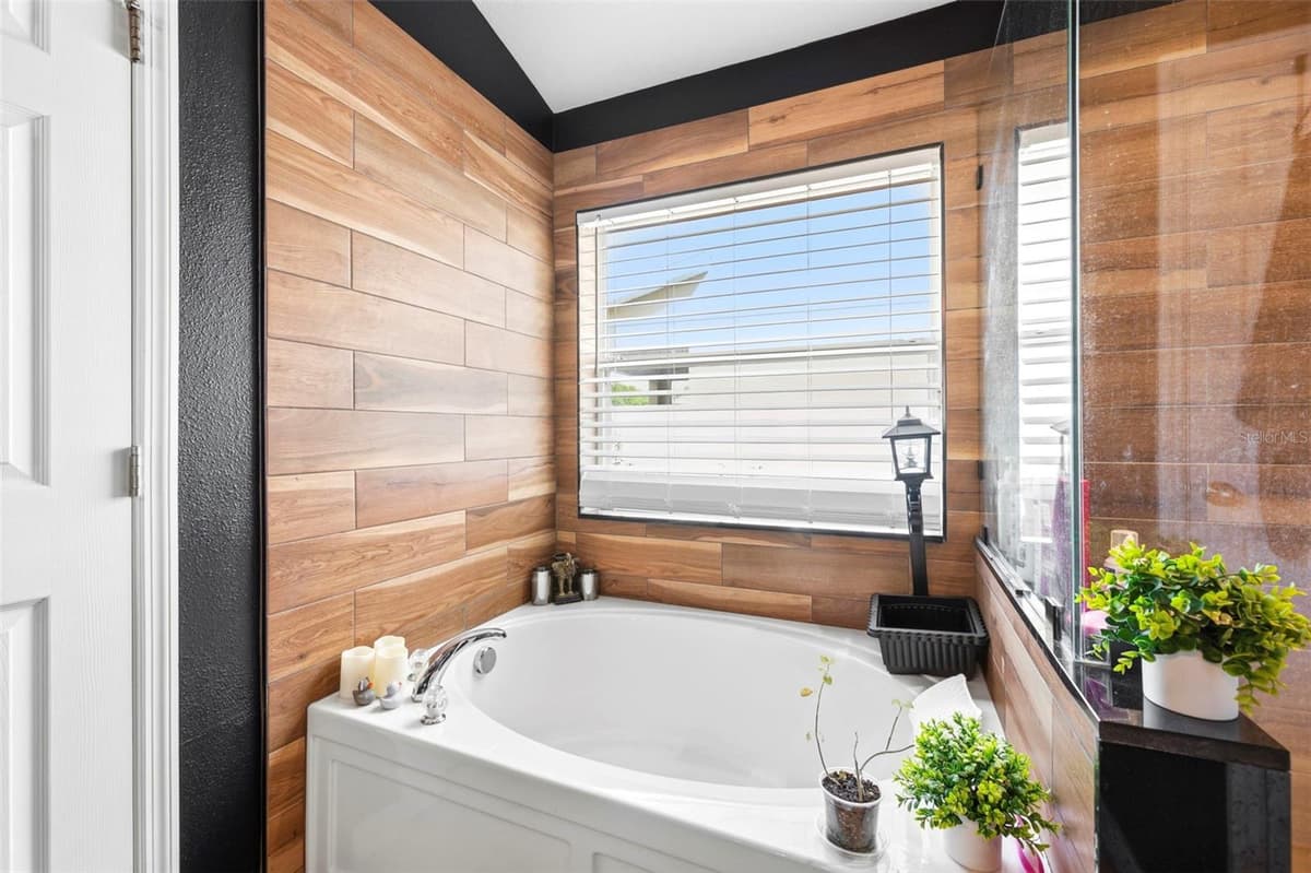 5656 SWEET WILLIAM TERRACE — photo 40 of 52