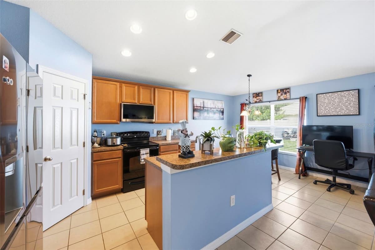 5656 SWEET WILLIAM TERRACE — photo 27 of 52