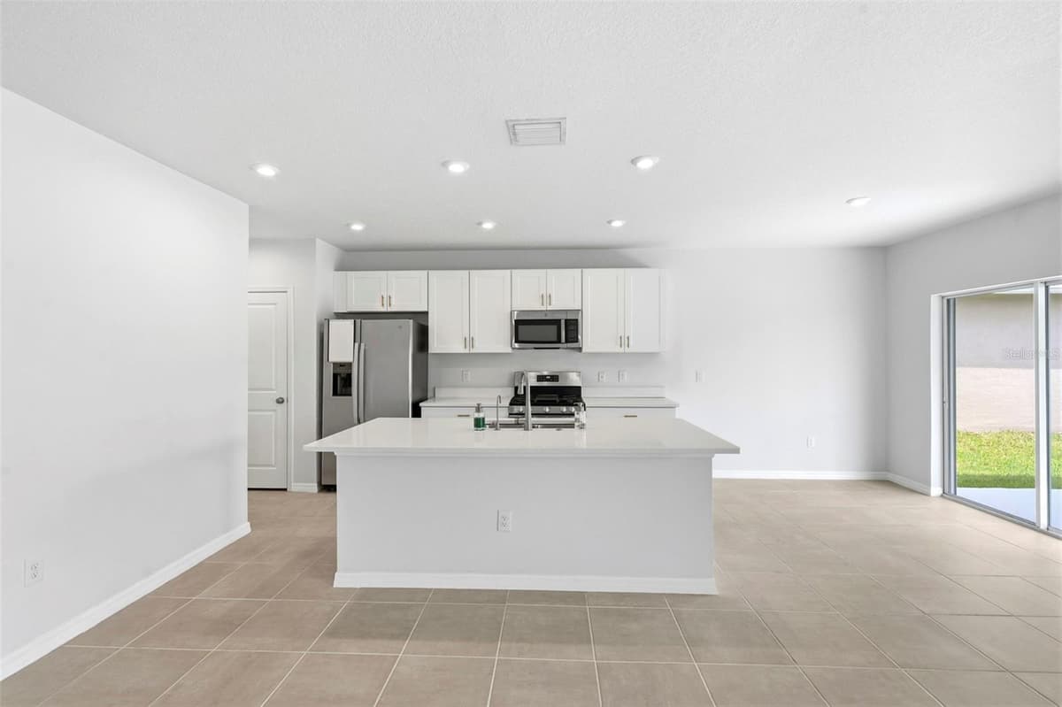 6271 SPRINGMONT LOOP — photo 12 of 41