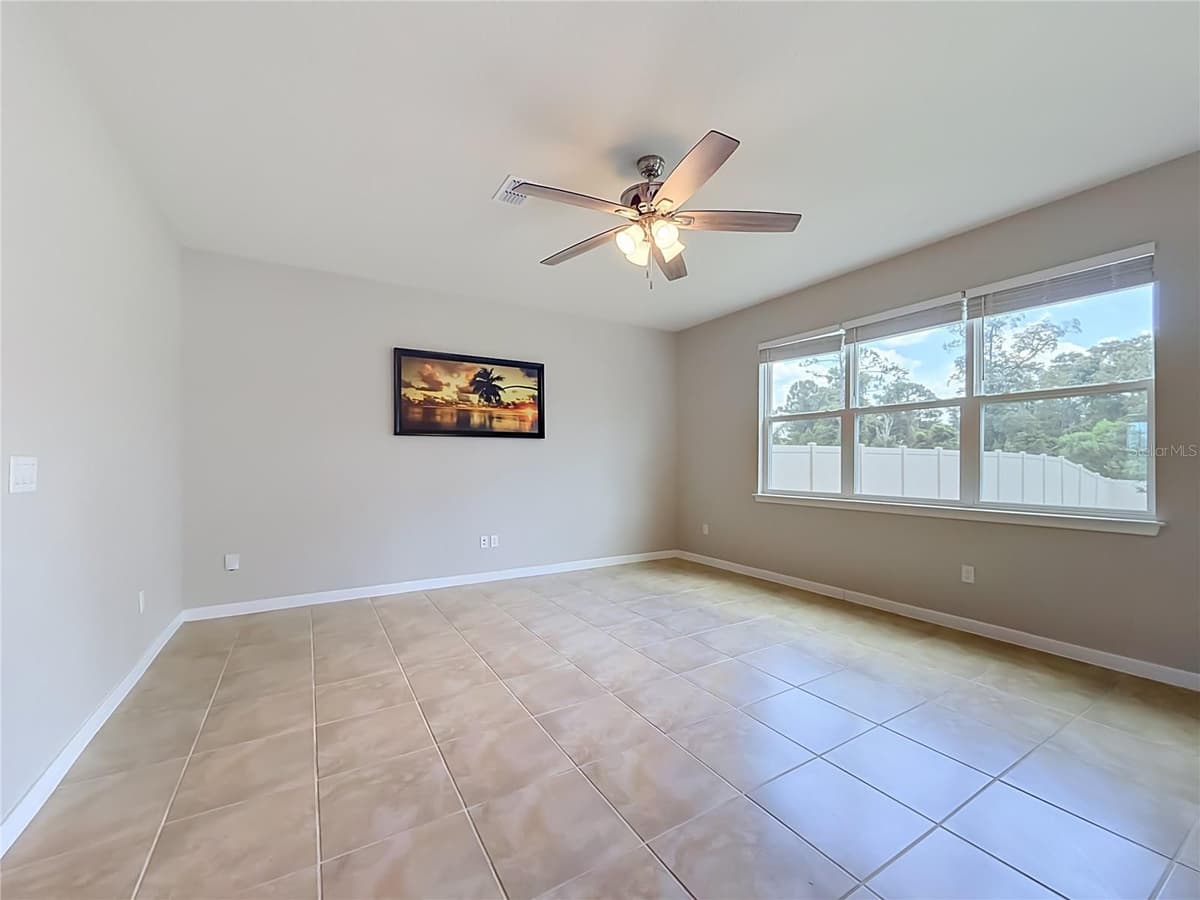 5729 WOODEN PINE DRIVE — photo 10 of 72