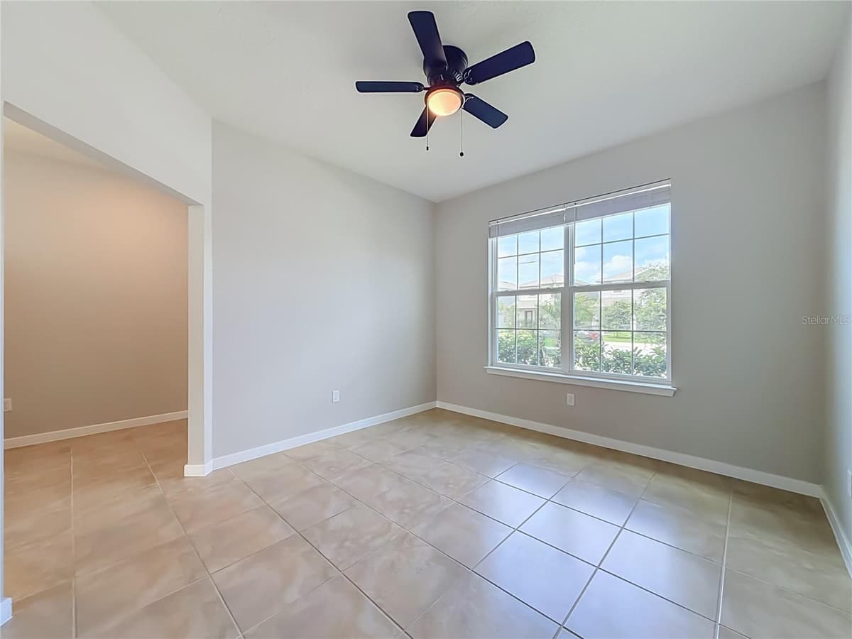 5729 WOODEN PINE DRIVE — photo 7 of 72