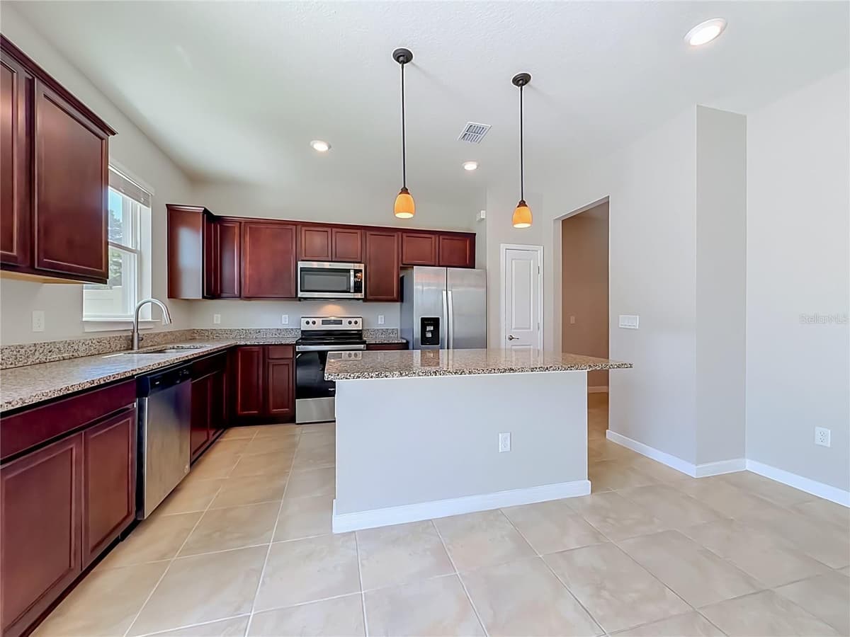 5729 WOODEN PINE DRIVE — photo 15 of 72